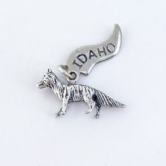 Vintage Sterling Silver 925 Idaho Wolf Charm Pendant - Picture 2 of 6